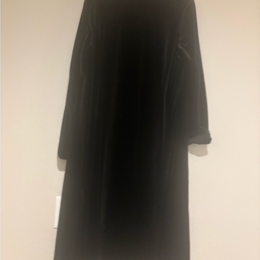 Skies Are Blue Black Velvet Duster Coat with Detailed Lining - Picture 4 of 4